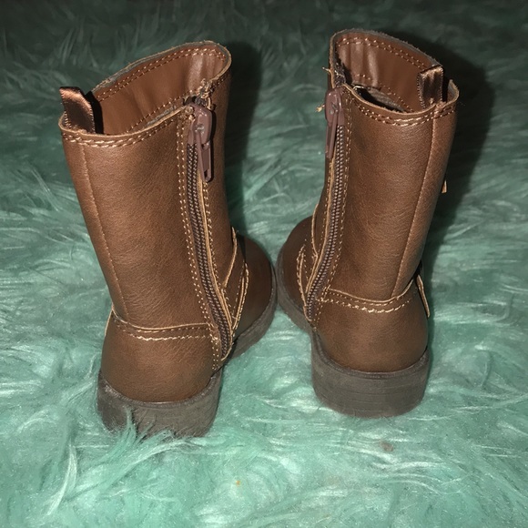 Carter’s | Size 4 | Gently used | brown boots - Picture 4 of 7